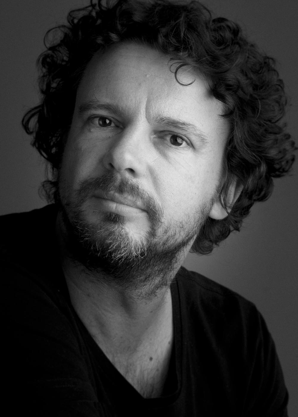 Roel Vandebeek, The object becomes. - Belgium is Design